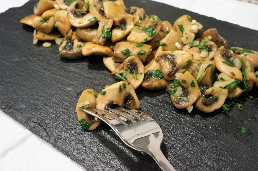Champiñones al ajillo con la Thermomix