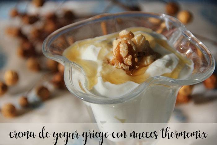 crema de yogur griego con nueces con thermomix