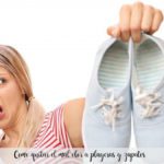Como quitar el mal olor a playeras y zapatos