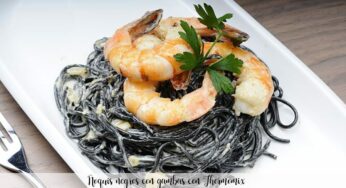 Ñoquis negros con gambas con Thermomix