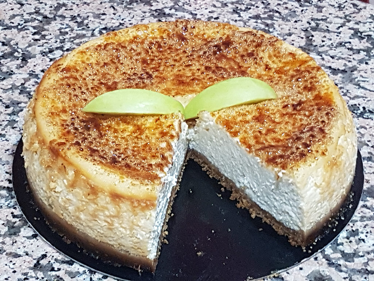 Pastel Brulee con queso y manzanas con thermomix